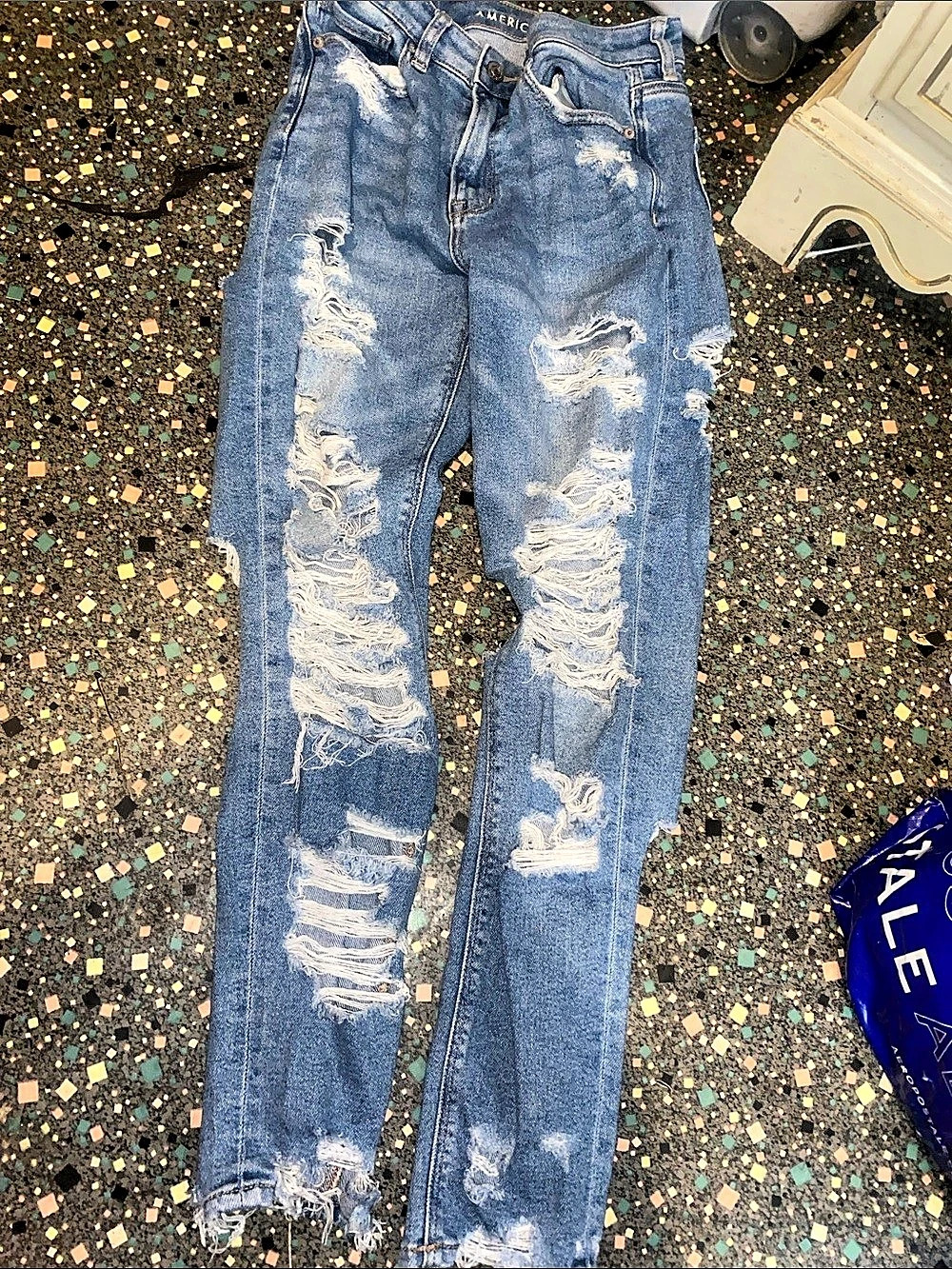 American Eagle AE Ripped Mom Jean Distressed Skinny Jeans in Blue